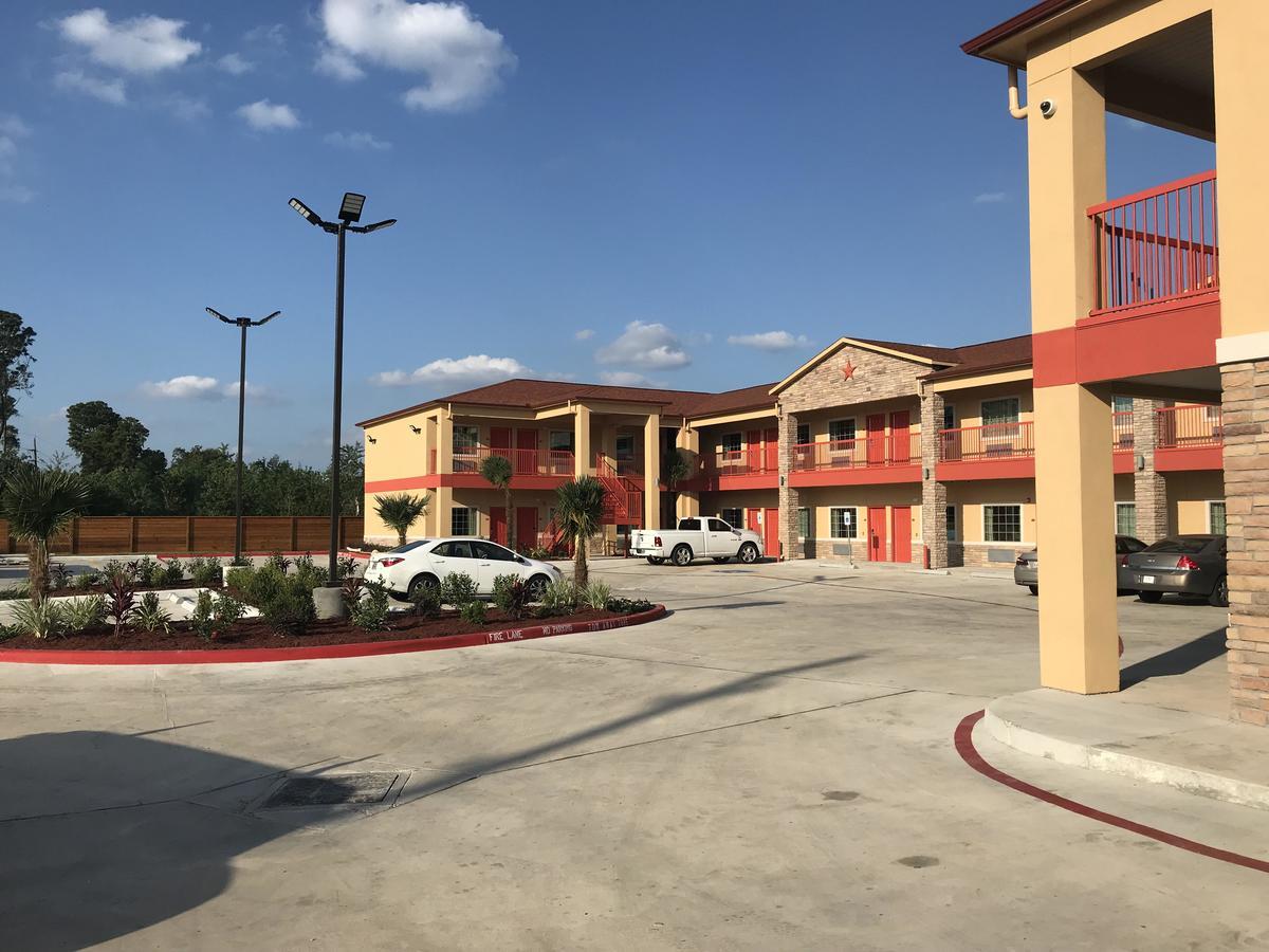 האמבל Scottish Inn & Suites - Iah Airport מראה חיצוני תמונה