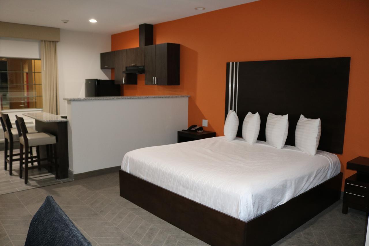 האמבל Scottish Inn & Suites - Iah Airport מראה חיצוני תמונה